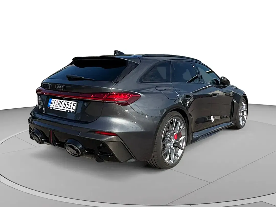 Audi RS5 - Thumbnail 4