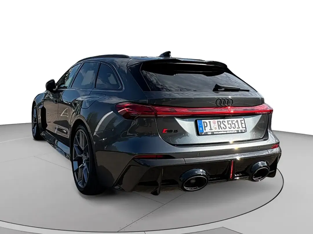 Audi RS5 - Thumbnail 6