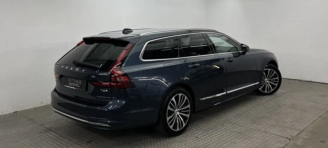 Volvo V90 T6 AWD - Thumbnail 4