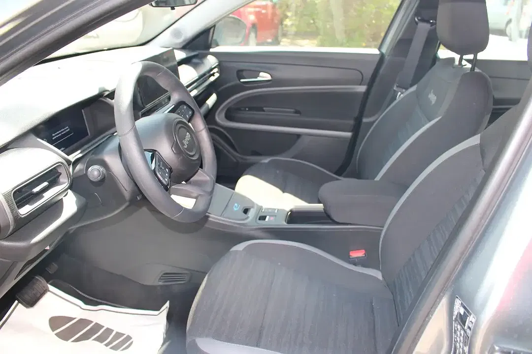 Jeep Avenger EV Longitude - Thumbnail 9