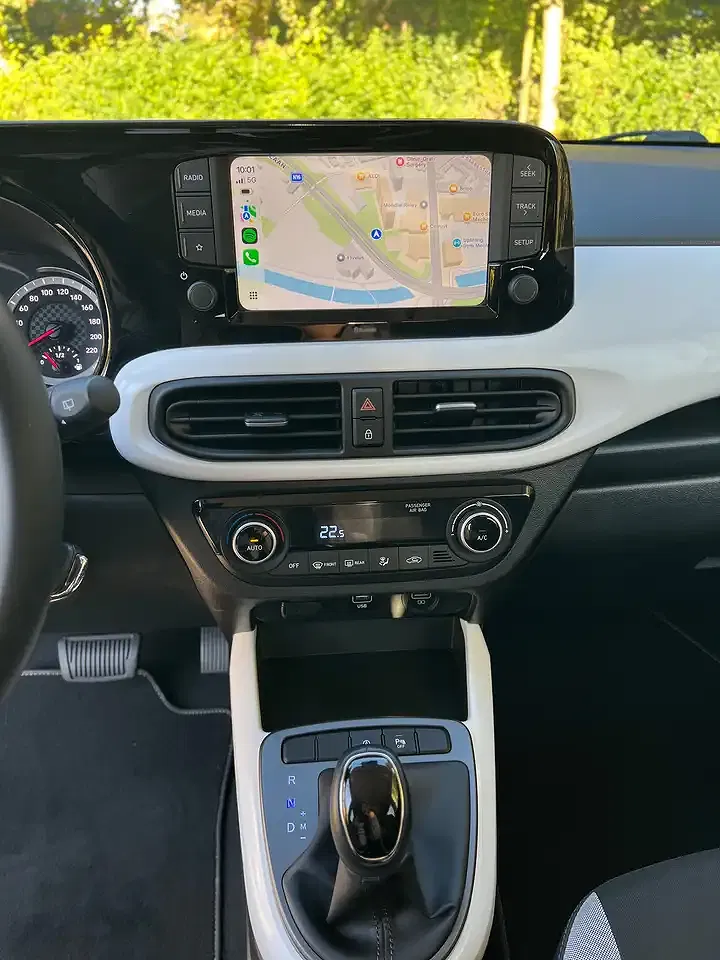 Hyundai i10 - Thumbnail 14