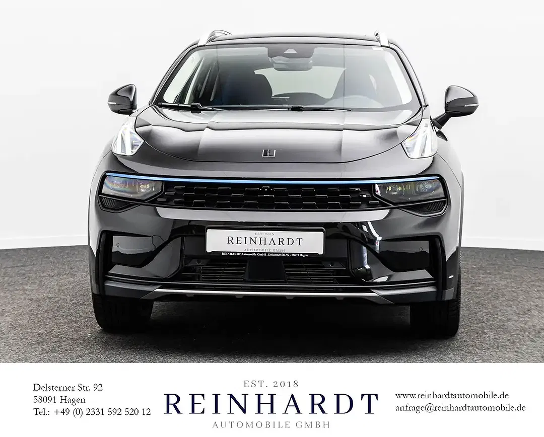 Lynk & Co 01 - Thumbnail 3