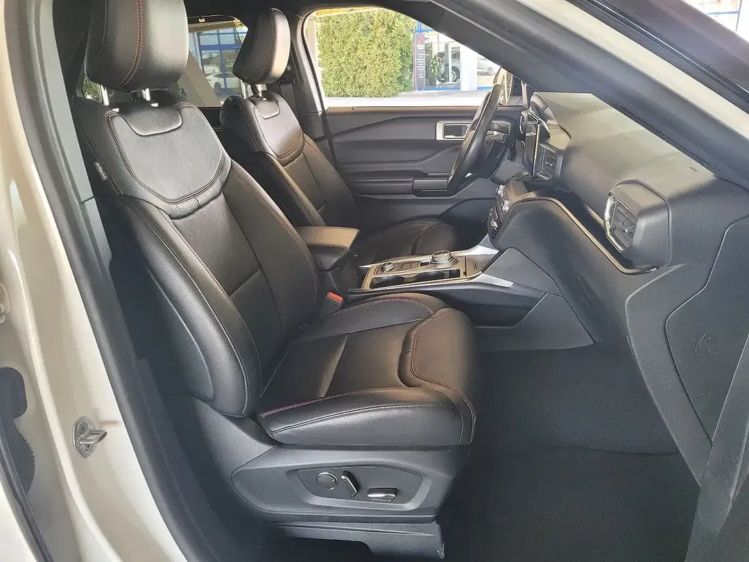Ford Explorer PHEV 4x4 ST-Line - Thumbnail 10