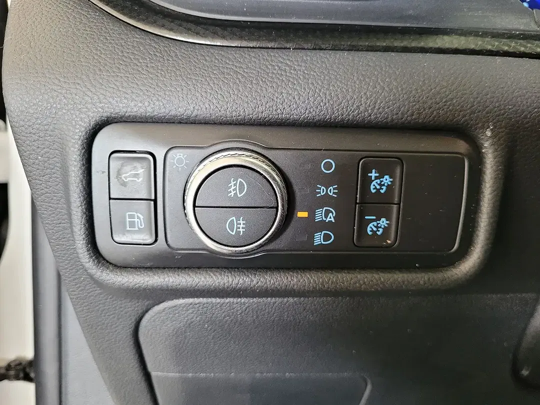 Ford Explorer PHEV 4x4 ST-Line - Thumbnail 12