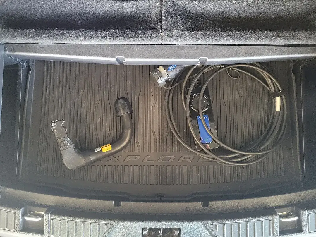 Ford Explorer PHEV 4x4 ST-Line - Thumbnail 8