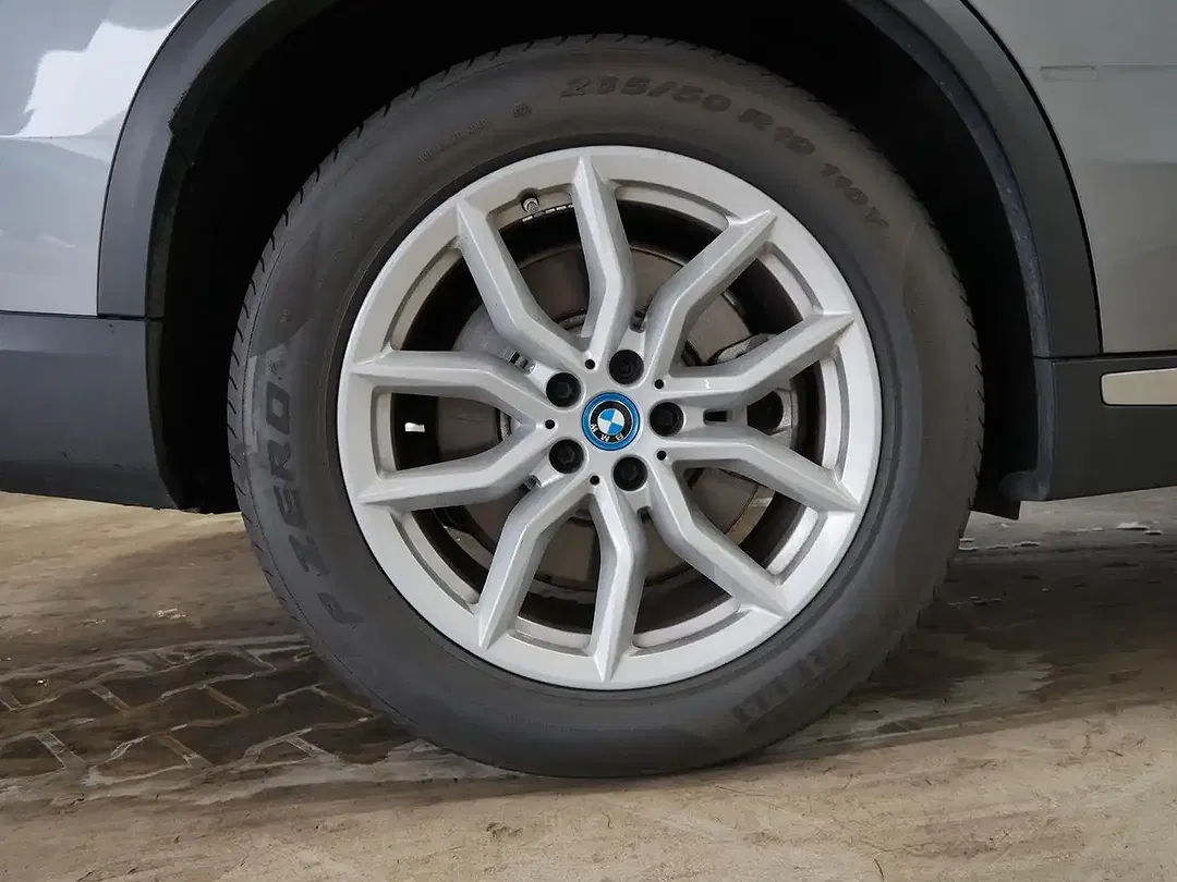 BMW X5 xDrive - Thumbnail 14