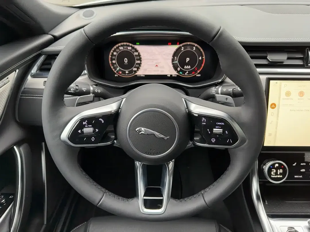 Jaguar XF D200 R-Dynamic SE - Thumbnail 11