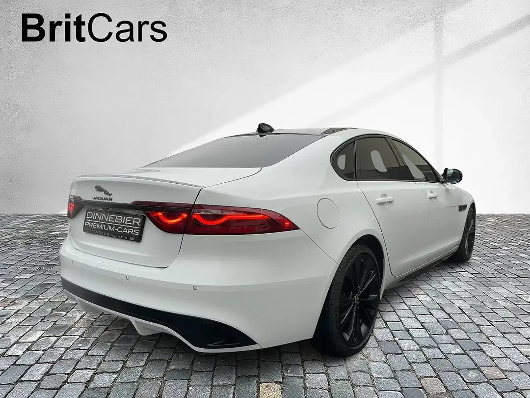 Jaguar XF D200 R-Dynamic SE - Thumbnail 6