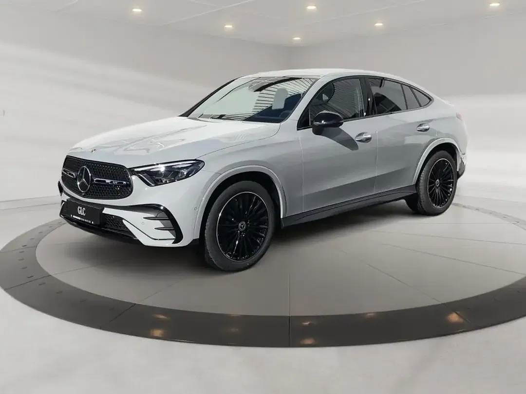 Mercedes-Benz GLC 450 4MATIC Night - foto 1