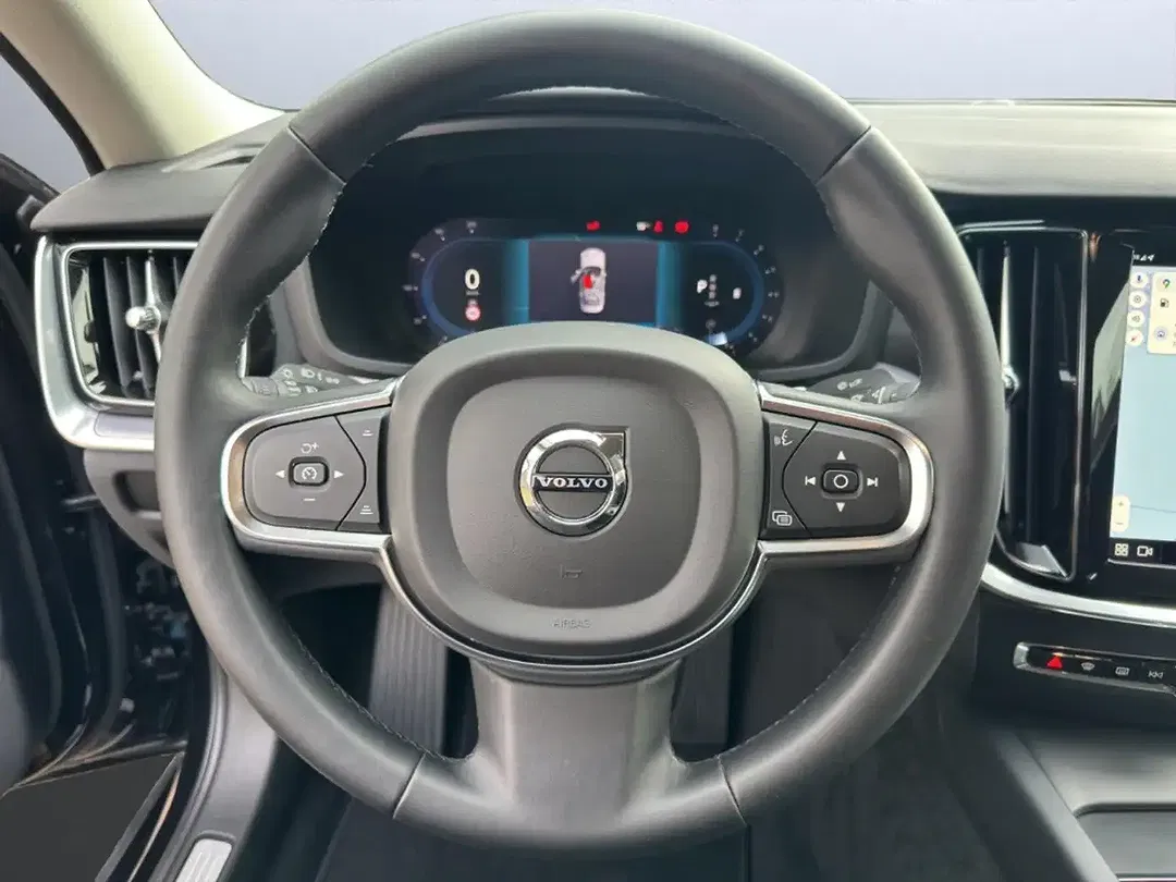 Volvo S60 MHEV Core - Thumbnail 13
