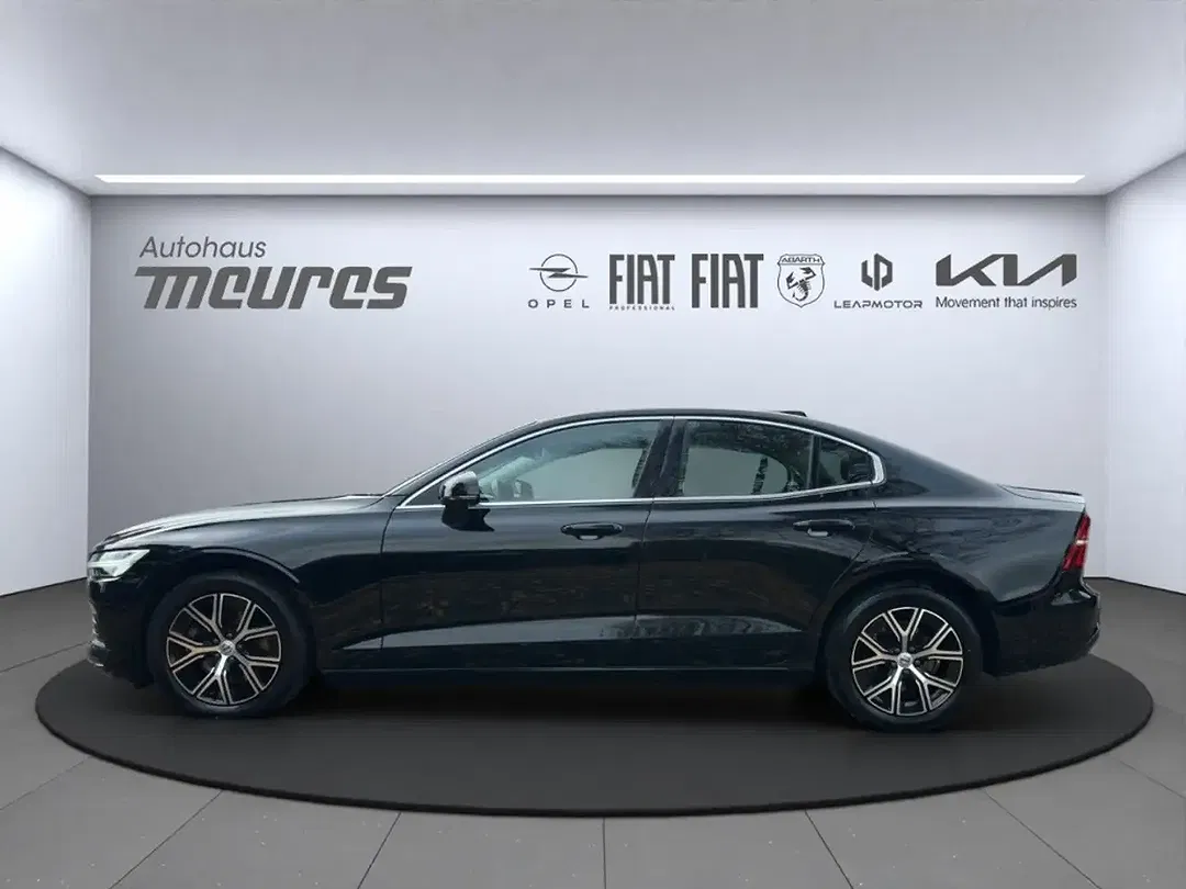 Volvo S60 MHEV Core - foto 2