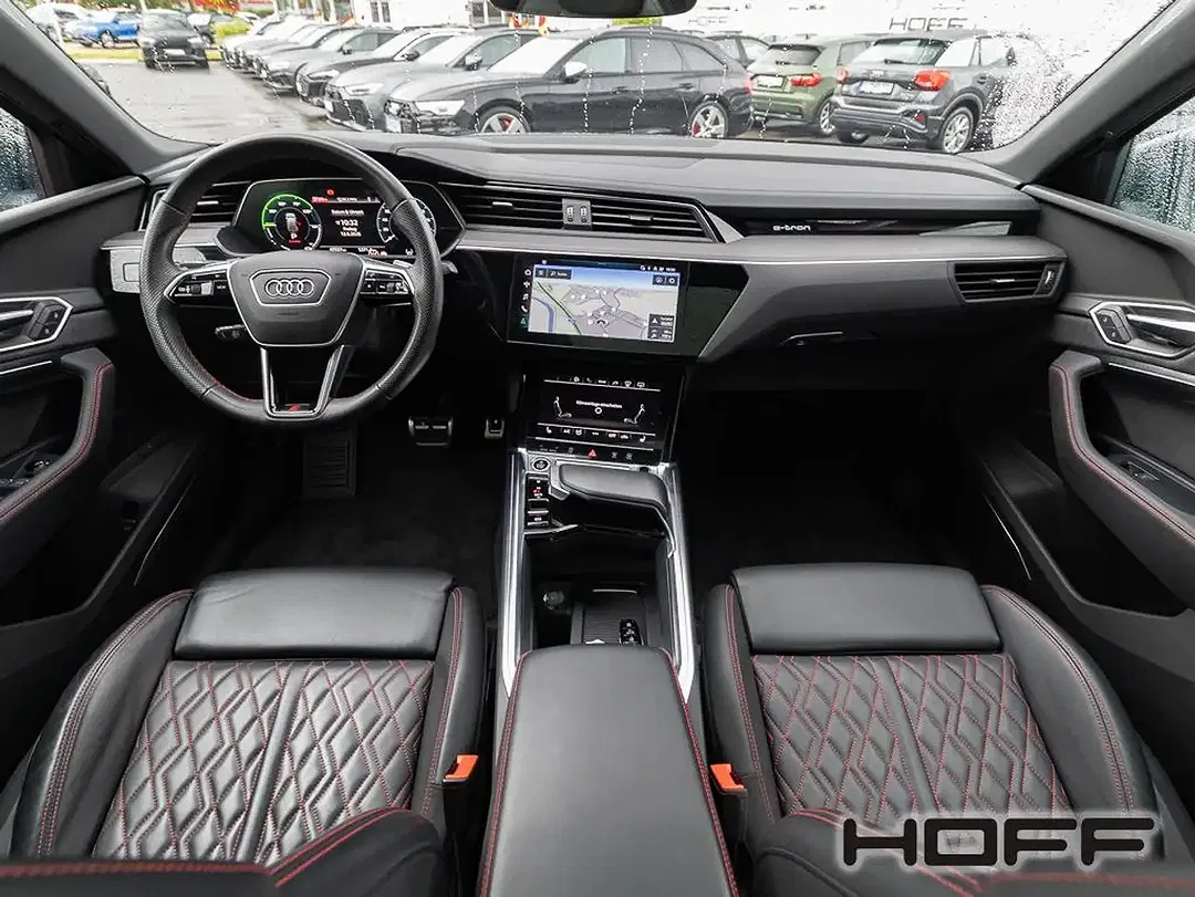 Audi Q8 e-tron 55 quattro Sportback S line - Thumbnail 9