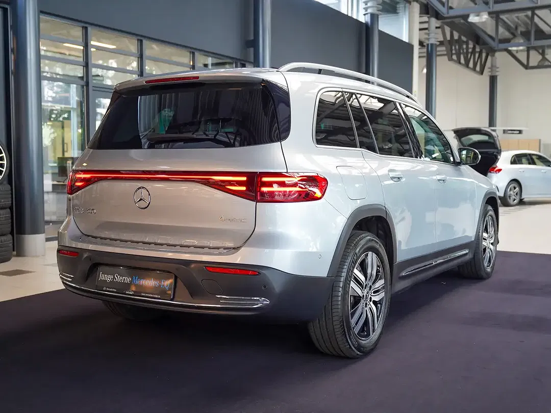Mercedes-Benz EQB 300 4MATIC Progressive - Thumbnail 3
