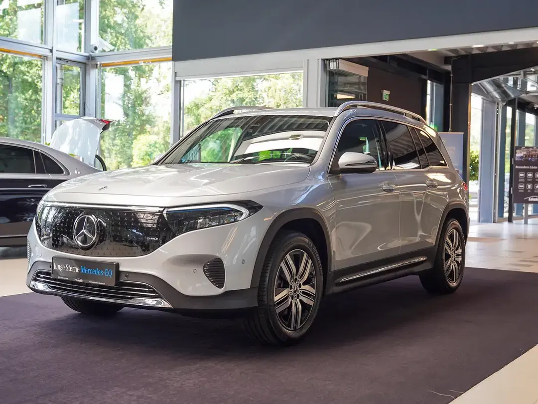 Mercedes-Benz EQB 300 4MATIC Progressive - Thumbnail 6