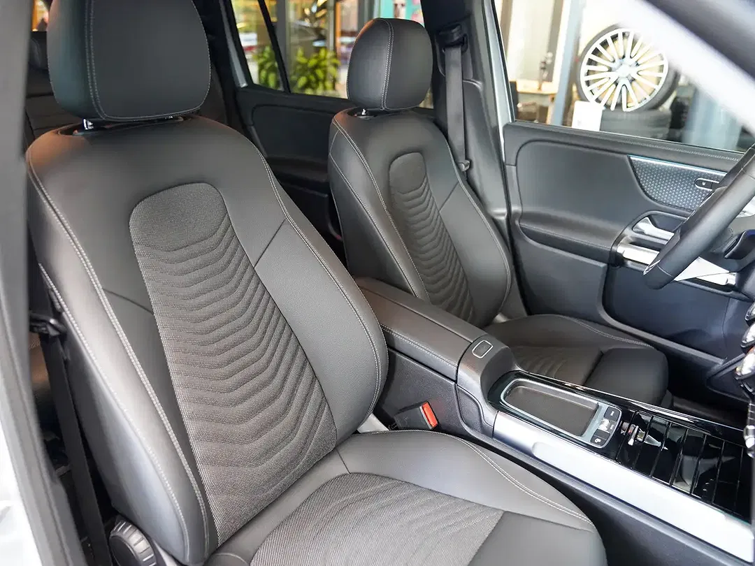 Mercedes-Benz EQB 300 4MATIC Progressive - Thumbnail 8