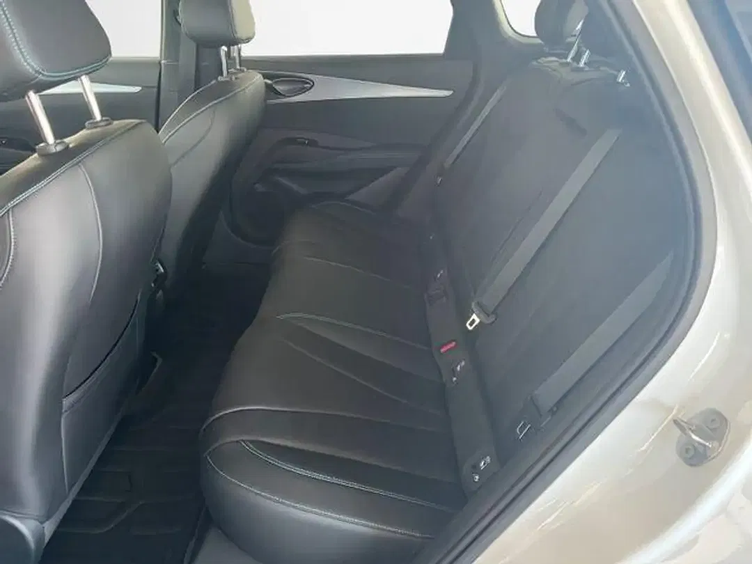 BYD Seal 6 DM-i Touring Comfort - Thumbnail 10