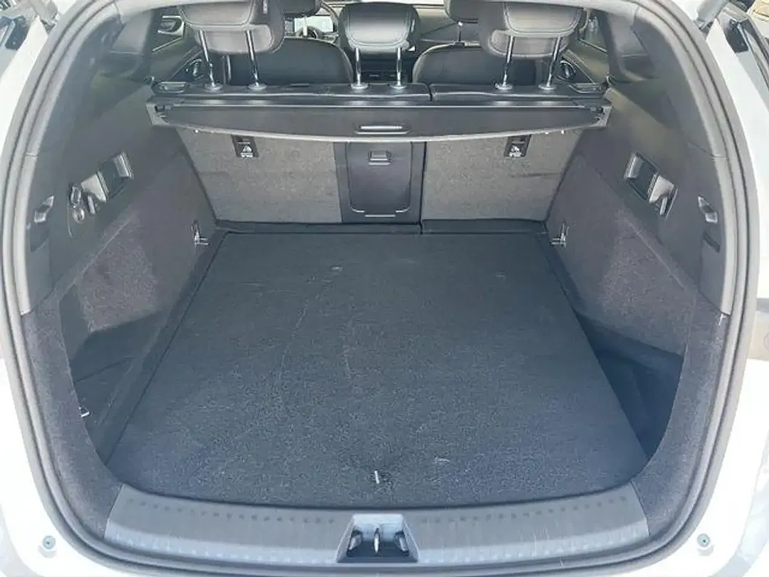 BYD Seal 6 DM-i Touring Comfort - Thumbnail 11