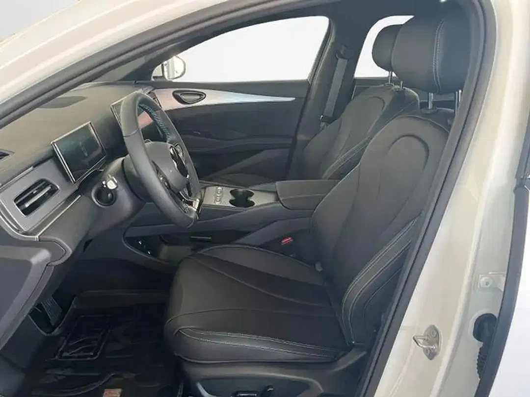 BYD Seal 6 DM-i Touring Comfort - Thumbnail 6