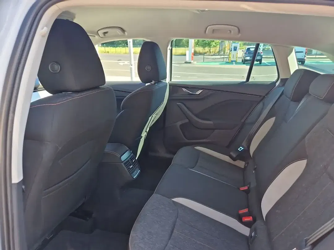 Skoda Scala 1.5 TSI Style - foto 15
