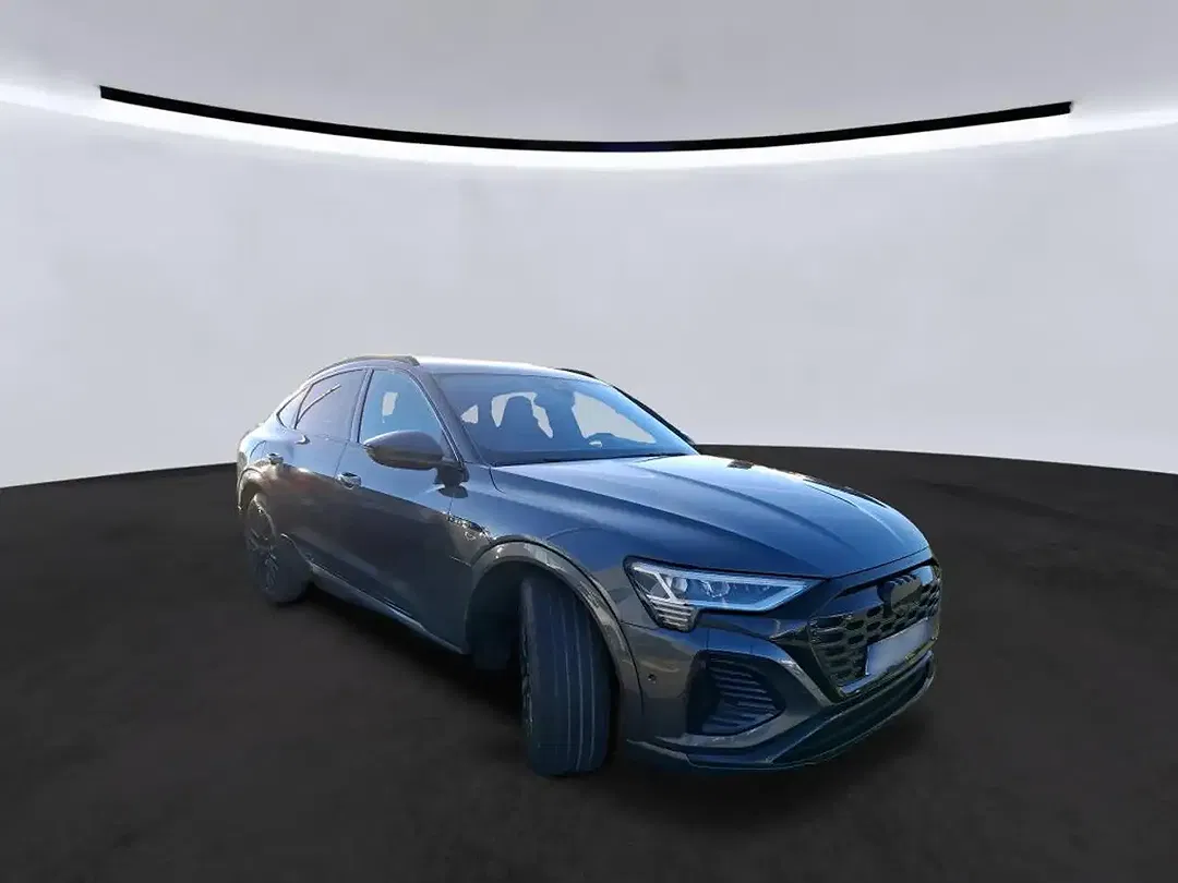 Audi Q8 55 e-tron quattro Matrix LED S line - foto 2