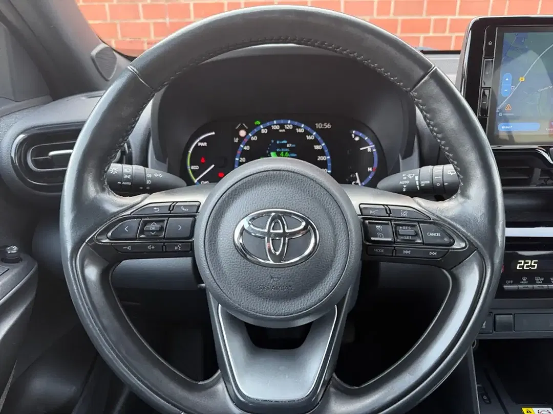 Toyota Yaris Cross 1.5 Hybrid Team Deutschland - Thumbnail 14