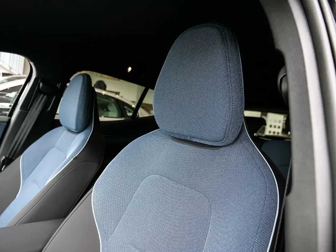 Volvo EX30 Single Motor Edition Plus - Thumbnail 7
