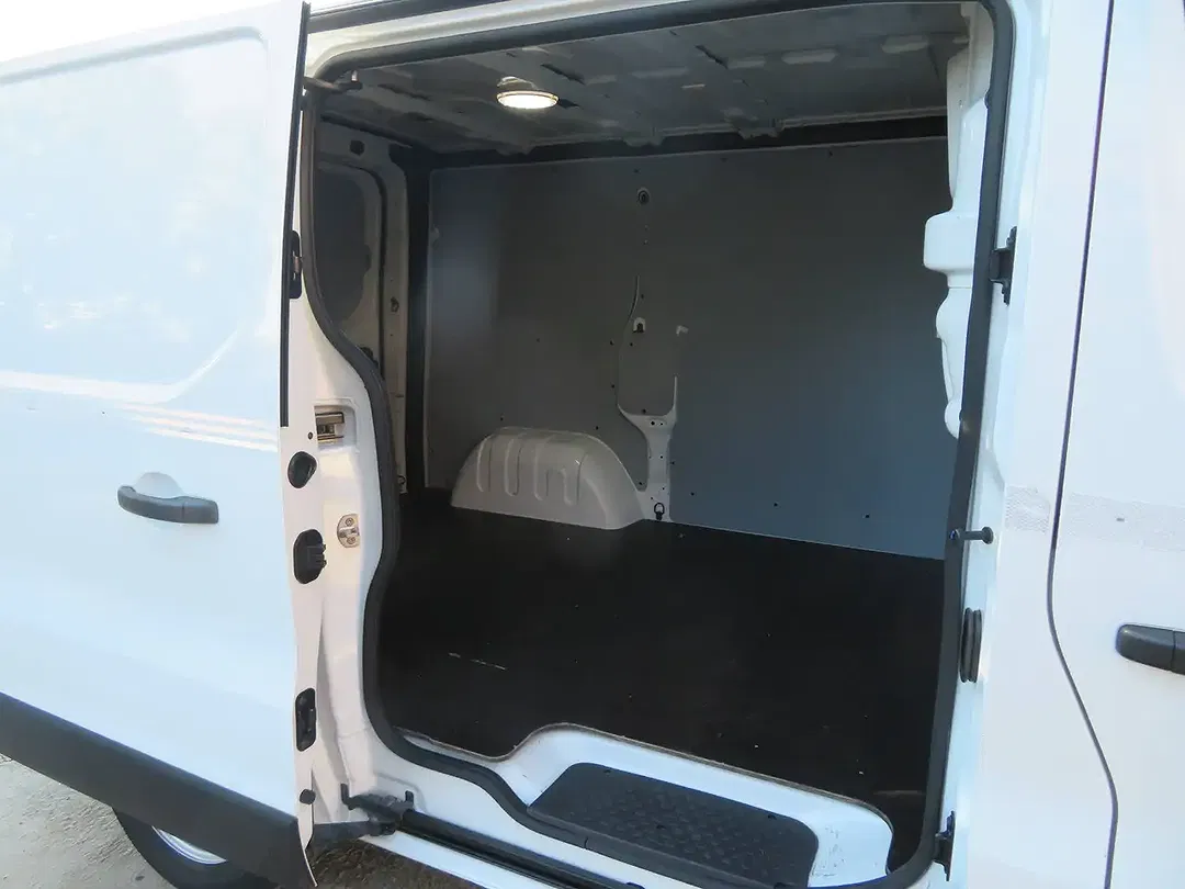 Renault Trafic L1H1 - Thumbnail 9
