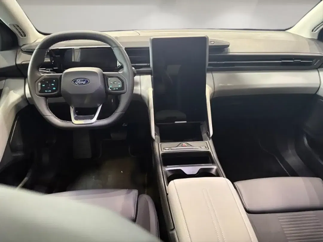 Ford Explorer Premium - Thumbnail 11