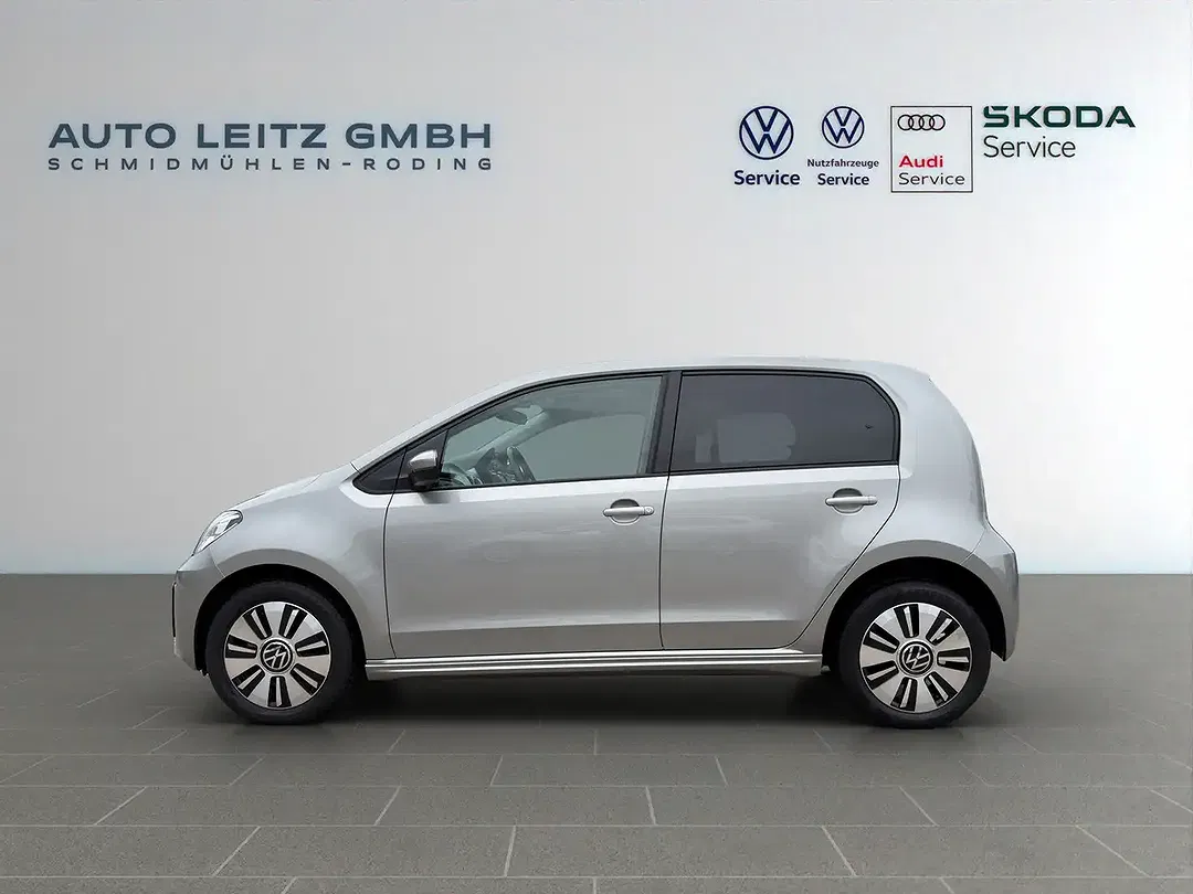 Volkswagen e-up! Style Plus - Thumbnail 3