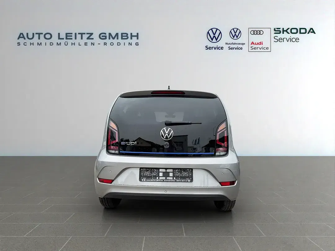 Volkswagen e-up! Style Plus - Thumbnail 5