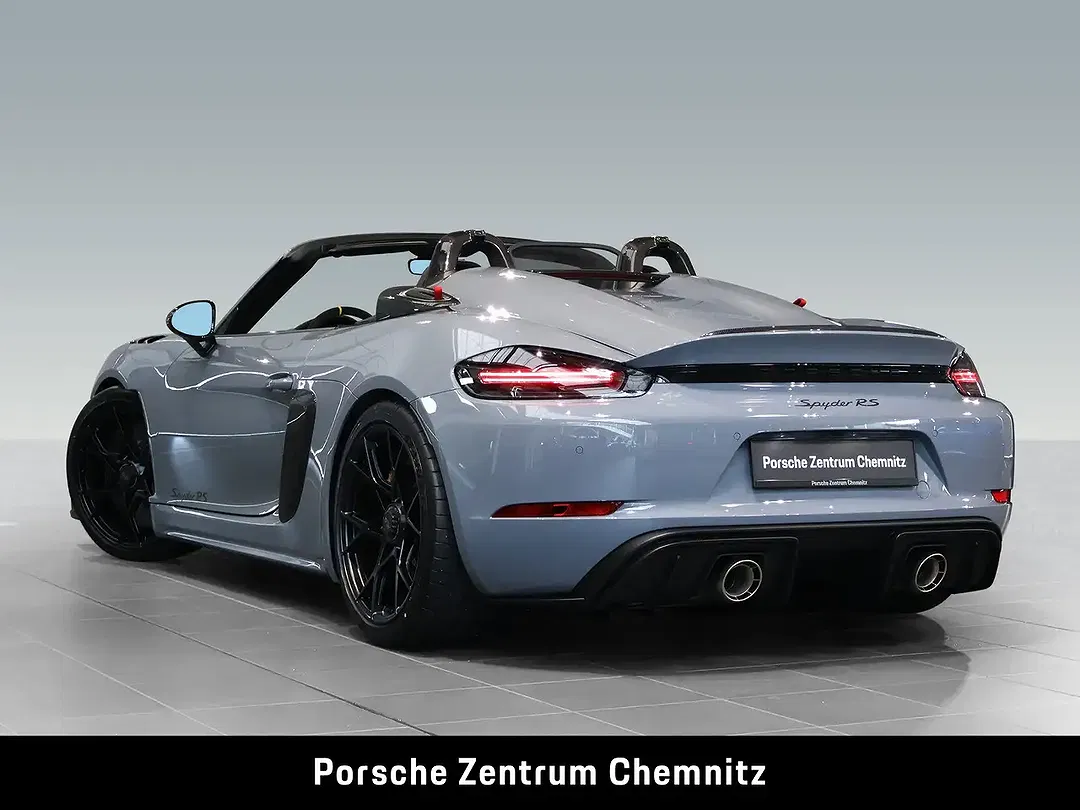Porsche 718 Spyder RS Weissach PCCB Sport Chrono - Thumbnail 4
