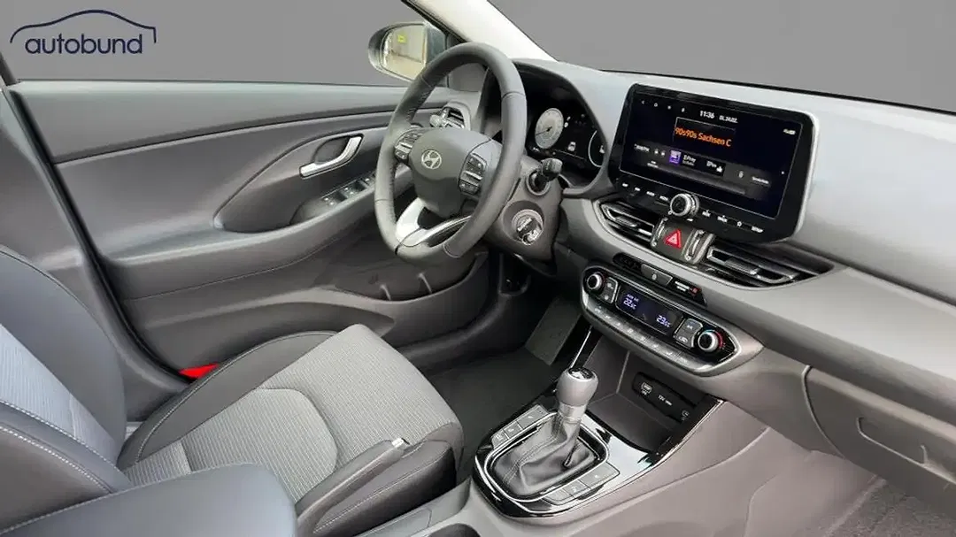 Hyundai i30 1.6 T-GDI AUT cw - Thumbnail 5