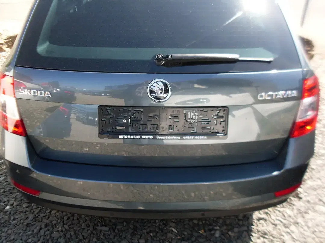 Skoda Octavia Combi Tour - Thumbnail 6