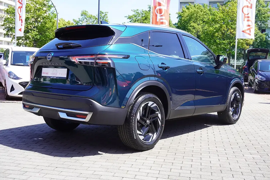 Nissan Qashqai 1.3 DIG-T N-Connecta - Thumbnail 5