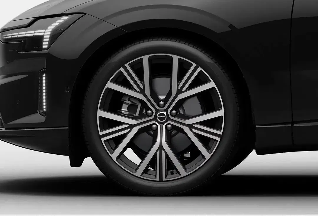 Volvo ES90 Single Motor Extended Range Ultra - Thumbnail 5