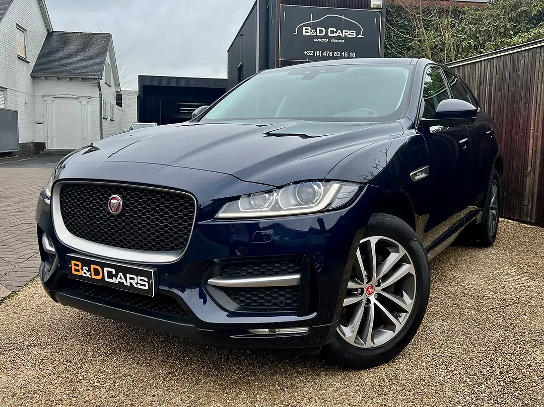 Jaguar F-Pace 25t 4x4 R-Sport - Thumbnail 3