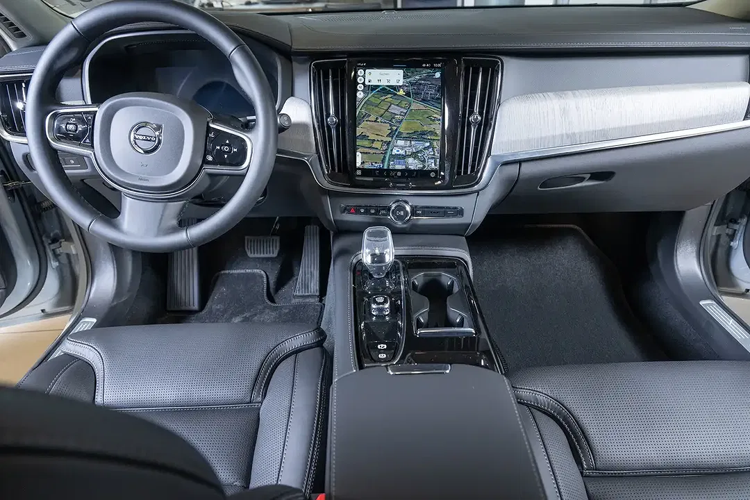 Volvo V90 T8 PHEV Hybrid AWD Recharge Plus Dark - Thumbnail 12