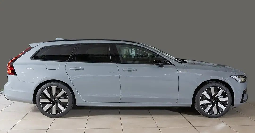 Volvo V90 T8 PHEV Hybrid AWD Recharge Plus Dark - Thumbnail 8