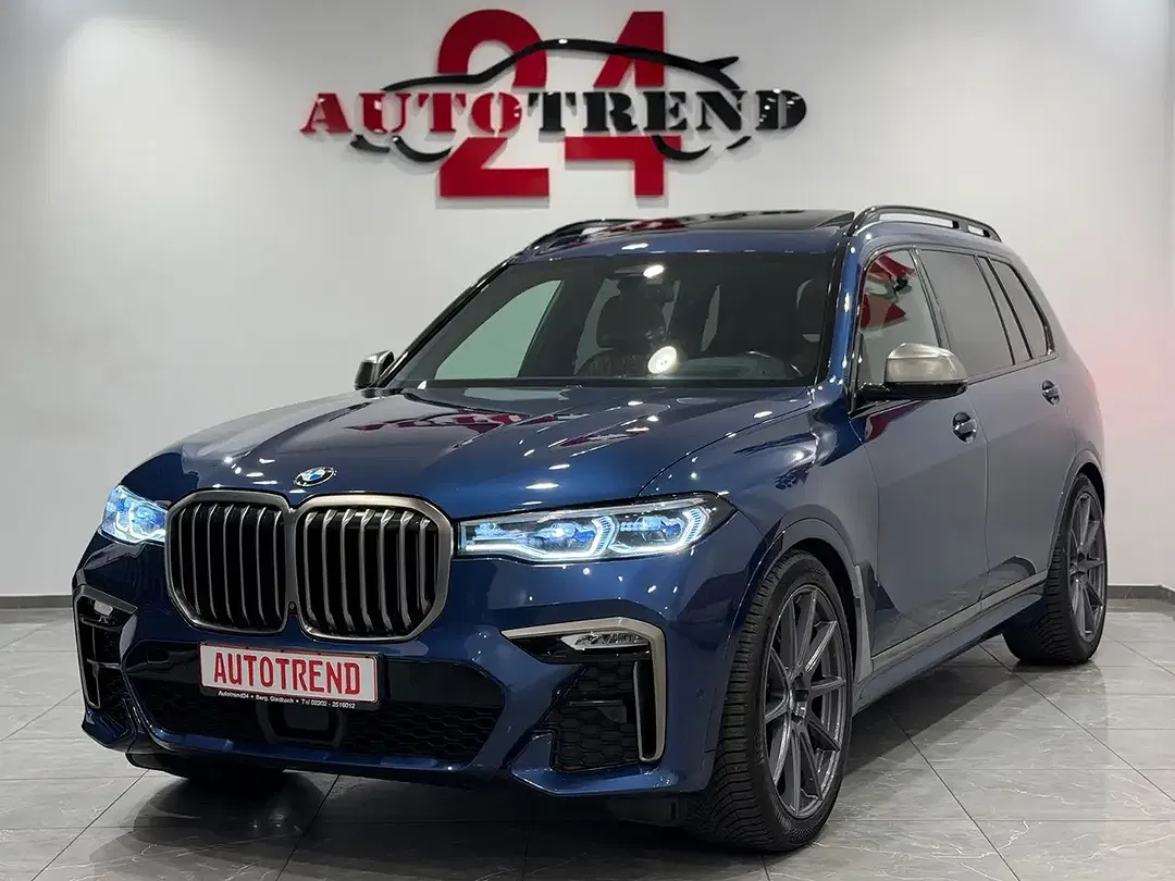 BMW X7 M xDrive - Thumbnail 4