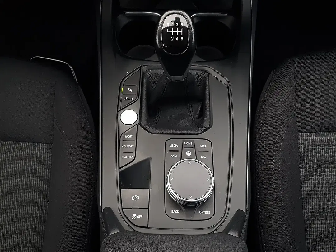 BMW 118 Advantage - foto 15