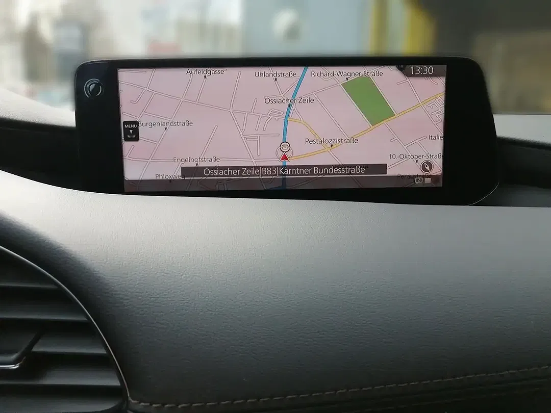 Mazda 3 Centre-Line - Thumbnail 6