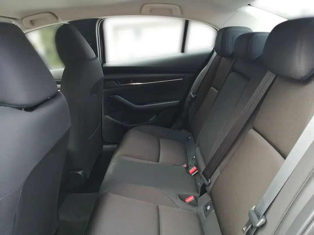 Mazda 3 Centre-Line - Thumbnail 7