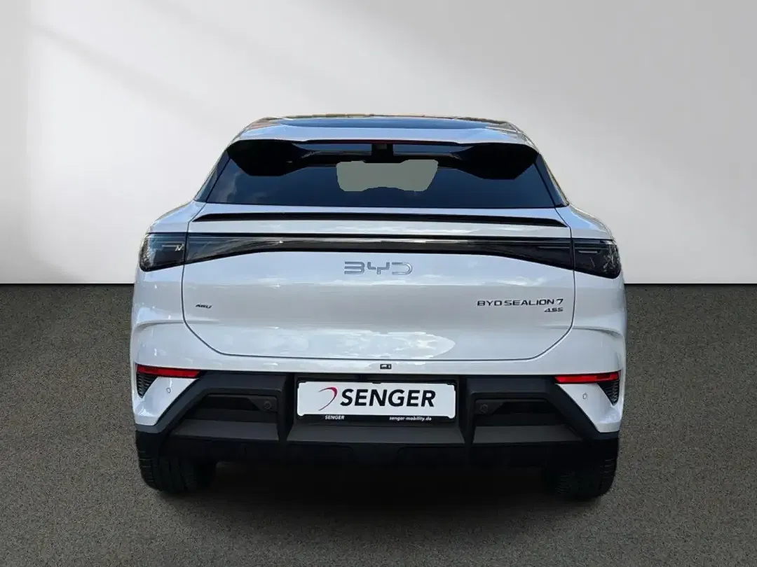 BYD Sealion 7 Design - Thumbnail 5