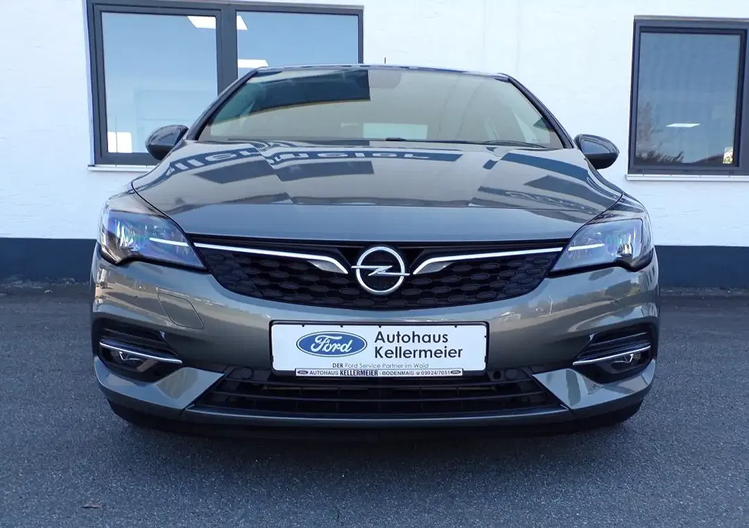 Opel Astra Edition - Thumbnail 3