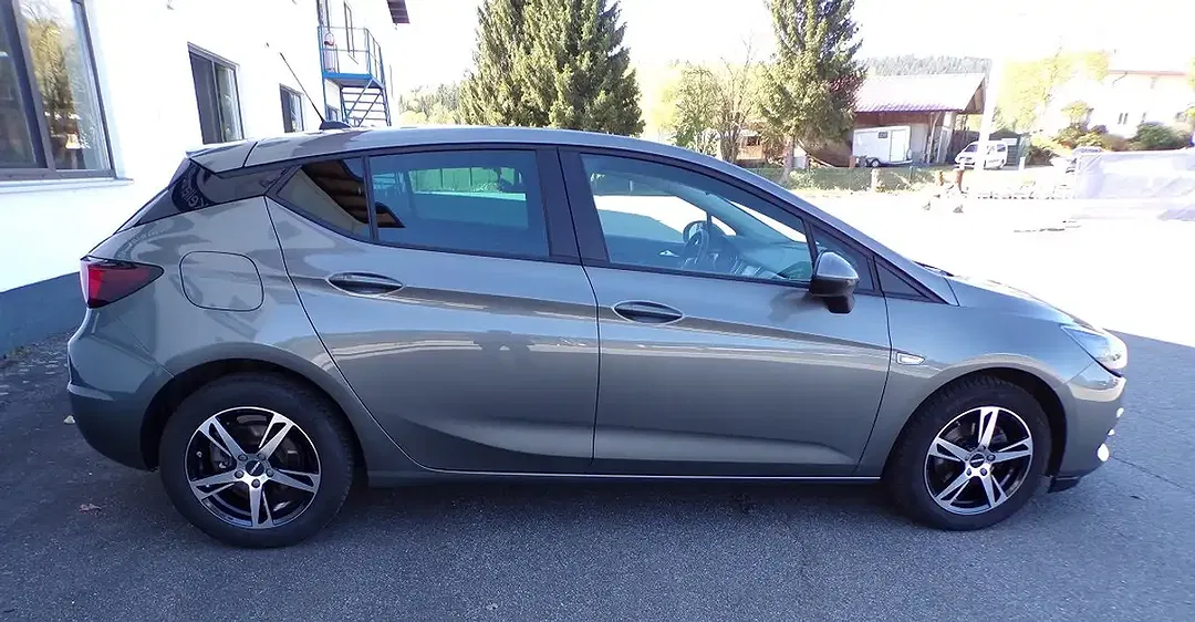 Opel Astra Edition - Thumbnail 9