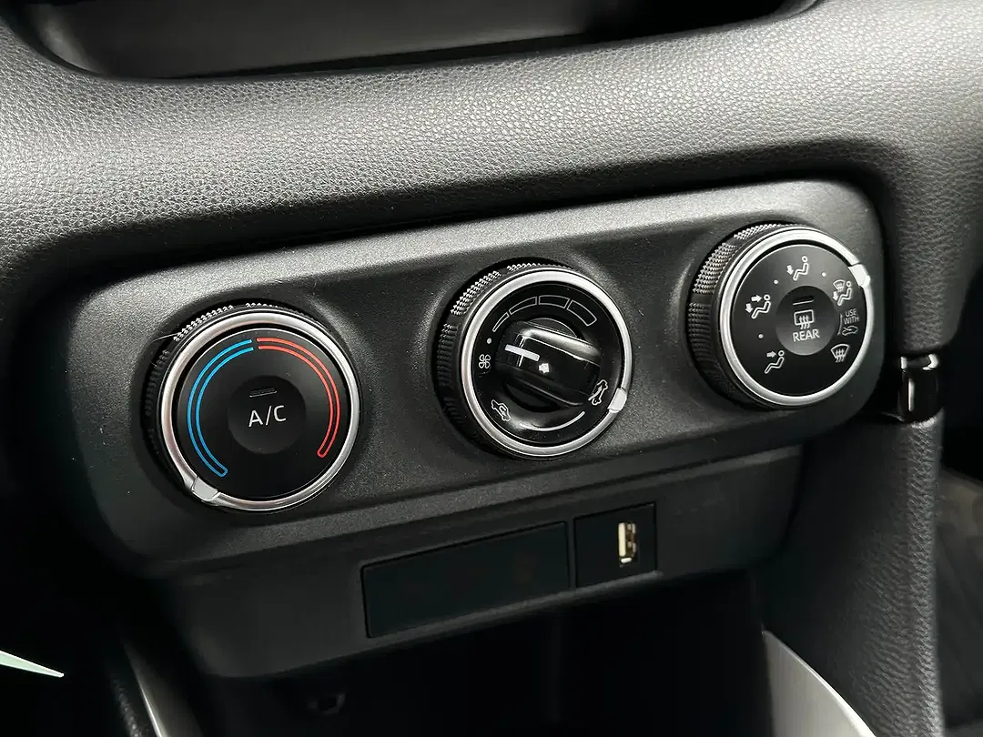 Toyota Yaris 1.5 Dual VVT-iE - Thumbnail 13