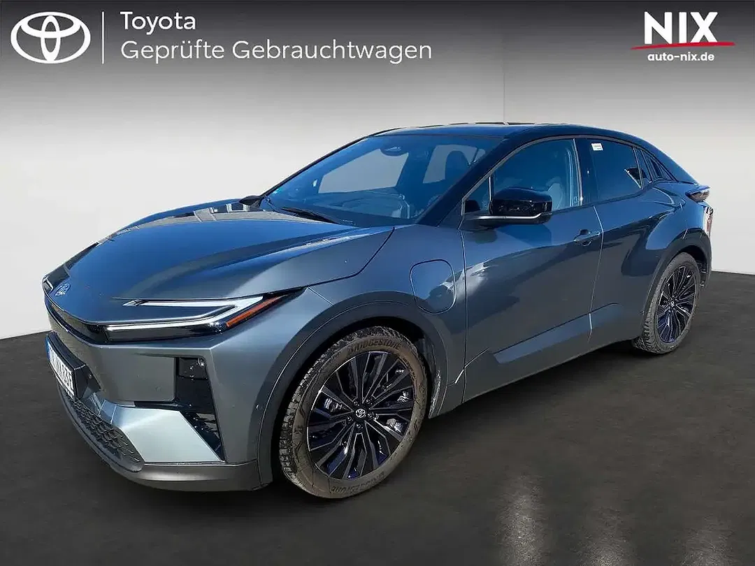 Toyota C-HR Lounge - Thumbnail 1