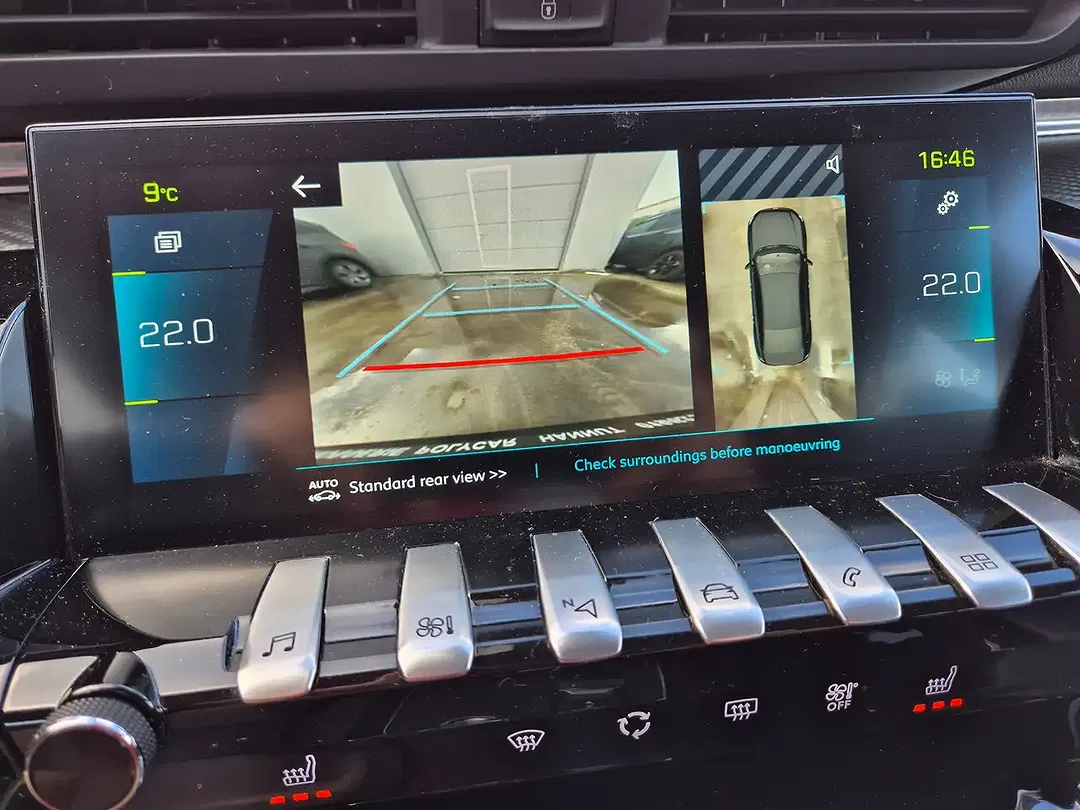 Peugeot 508 225 e-EAT8 PHEV Hybrid - Thumbnail 11
