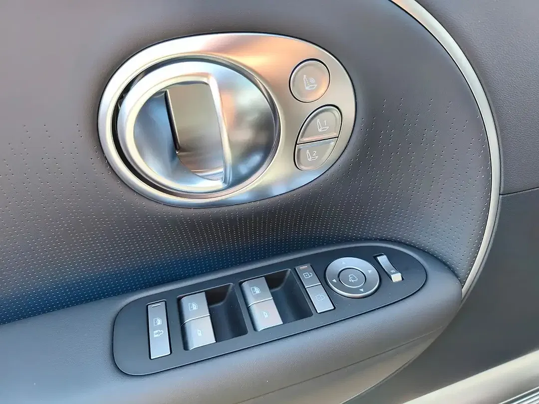 Hyundai IONIQ 9 4WD UNIQ - foto 15