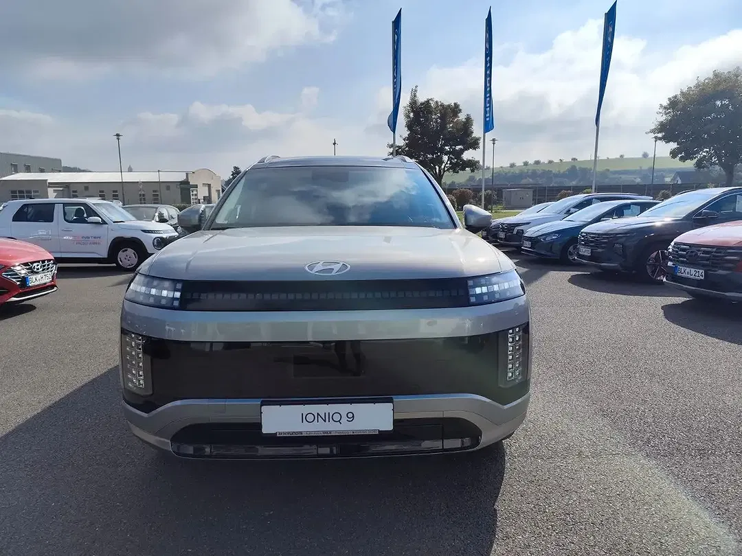 Hyundai IONIQ 9 4WD UNIQ - Thumbnail 3